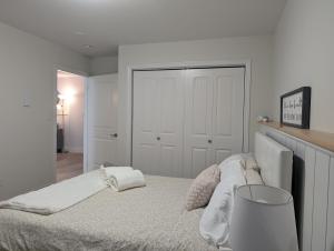 Springhouse Seaside Retreat 2-Bedroom on the Bay
