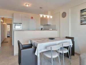 Apartment in Blankenberge near the Beach