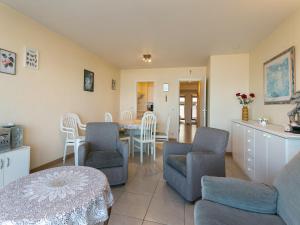 Apartment in Blankenberge near the Beach