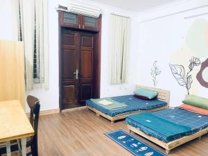 May house 3 Phung Khoang