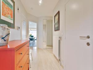 Flat in Blankenberge with Marina Views