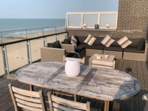 Penthouse in Blankenberge near the Sea