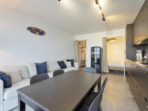 Studio in Blankenberge with Stunning Sea View