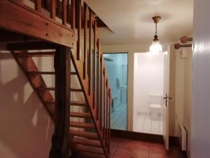 Vintage flat with swimming pool