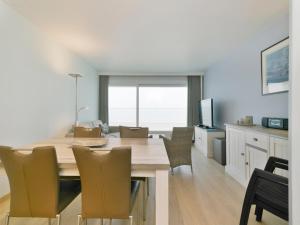 Flat in Blankenberge with Stunning Sea Views