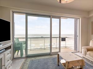 Apartment in Blankenberge with Sea Views