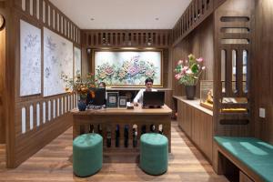 Viet Lotus Saigon Hotel