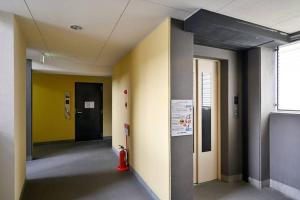 Serenite Nippombashi 705 セレニテ日本橋 705