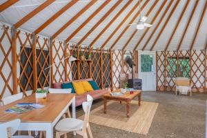 Byron Bay Hinterland Eco-Retreat Ivory Yurt