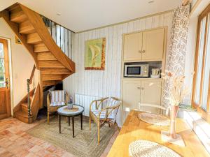 Gîte rénové au bord de la Sarthe, calme et parking privé - FR-1-410-460