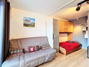 Studio lumineux 4 pers, skis aux pieds, balcon, WIFI - FR-1-267-304