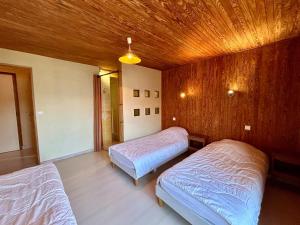 Appartement 3 chambres - Ski aux pieds, animaux admis, parking, wifi - FR-1-437-115