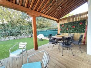 Sainte Maxime : Villa 3 pièces, jardin, piscine, clim - FR-1-226-553