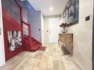 Sainte Maxime : Villa 3 pièces, jardin, piscine, clim - FR-1-226-553