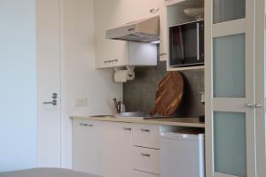 Dee Why Beach - Surfrider Studio 22