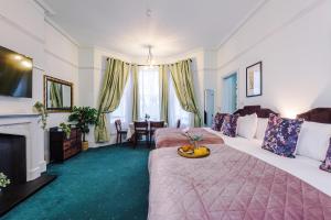 Victoria Park Studio 6 - Mins Walk To Train Station, Free Parking, Free Netflix, Prime & Disney