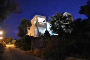 Korfes Apartments