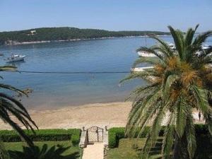 Apartmani Neda i Šime