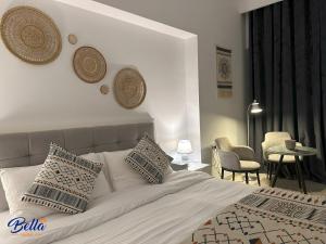 Bella INN - Deluxe Master rooms with Balcony - No Smoking