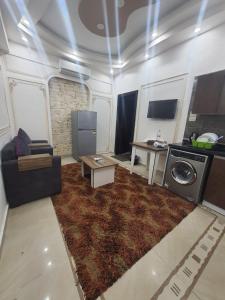 SARAYA AWAD HEGAZI STREET- families only
