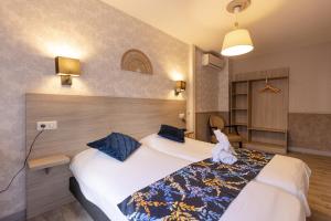 Hotels Hostellerie Maleville, logis hotel Pontet : Chambre Lit King-Size Supérieure