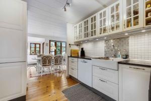 Charming Cottage 450 Meters From The Sea