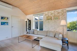 Cozy Summer House In The Heart Of North Zealand