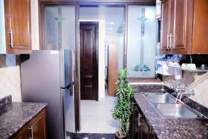 Fortune Home Service Apartment 3Bhk,J-171 Near Max Hospital