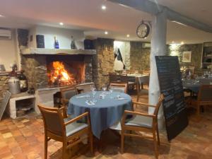 Hotels Le Mas Saint Donat : photos des chambres