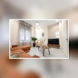 Modh Patras City Centre - Entire Apartment - Áno Arói