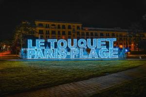 Maisons de vacances Fernand - Maison centre ville - cour exterieure - Le Touquet : photos des chambres