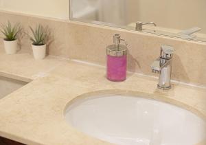 Stunning 2 BR Burj Khalifa Fountain Views