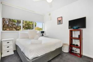 The Nest Elwood - 1BR Apt with Free Parking