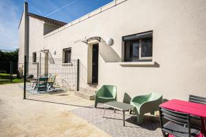 Studio Preto - Confort moderne - Terrasse - Parking gratuit - Non fumeur