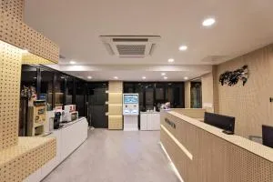 Hotel Kkuljam Stay - Kaeyang-dong