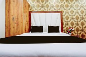 SHREE JII LUXURY HOTEL