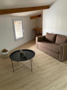 Maison idéale pour 2 personnes, garage clos et Wifi