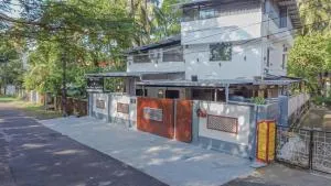 UDUPI HOMESTAY- White House 6 BHK AC Villa - Pāngāla