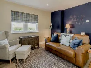 Pass the Keys Beautiful Cottage in Historical Robert Burns Farm - Dunscore