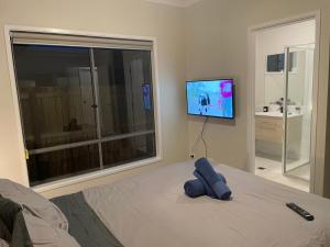 Charming Home in Griffin for Unforgettable Stays