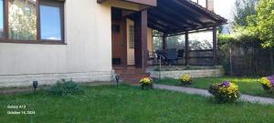 Villaweb Ground Floor ap in a house, 5min drive to center&airport, villa can accomodate 12-18pers