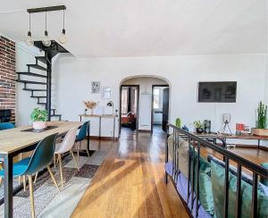 Appartements Le Rodet - Proche RER E, 20 min de Paris : photos des chambres