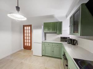 Maisons de vacances Grande maison familiale au calme avec jardin partage : photos des chambres