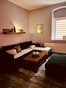 Falusi ház Tóth György