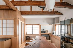 Nagano 蔕 Heta Nozawa Onsen Accommodation lobby