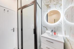 Jacuzzi Romantique, Cosy, Home Cinéma, Paris 10min