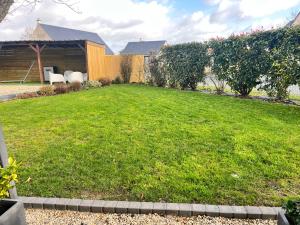 Maisons de vacances La Baudiniere - Maison avec jardin : photos des chambres