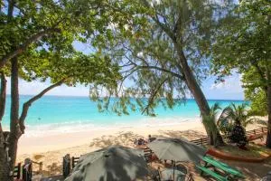 Charming 2 bedroom apt on gorgeous quiet beach - Sea Star 3 apts by Bluescape - Saint Lawrence