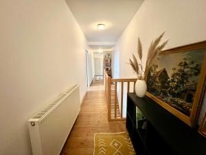 Maisons de vacances MAISON DE CAMPAGNE - Calme & Confort - Jardin Barbecue - Parking et Wifi Gratuit - ESPACE ET DETENTE - Ideal FAMILLE : photos des chambres