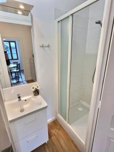 Wonderhost, Central Avenue en coeur de ville